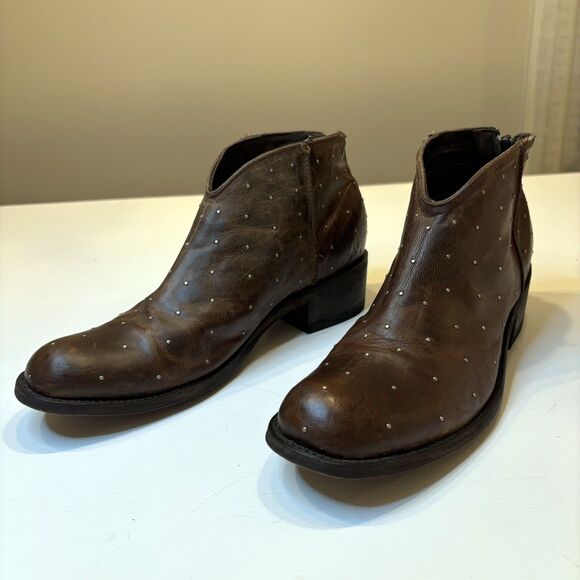 Five Worlds Cordani Women's Studded Leather Ankle Booties Back Zip Size‎ 10 B - Picture 3 of 9
